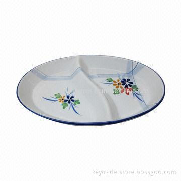 Fine Porcelain 13-inch Separate Tray in Oval Shape, Hand Painted